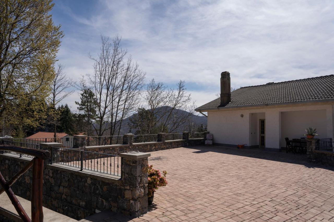 028 - Agriturismo "Il Boschetto" Con Piscina, Pace E Natura - Camera Familiare Cavizzano Dış mekan fotoğraf