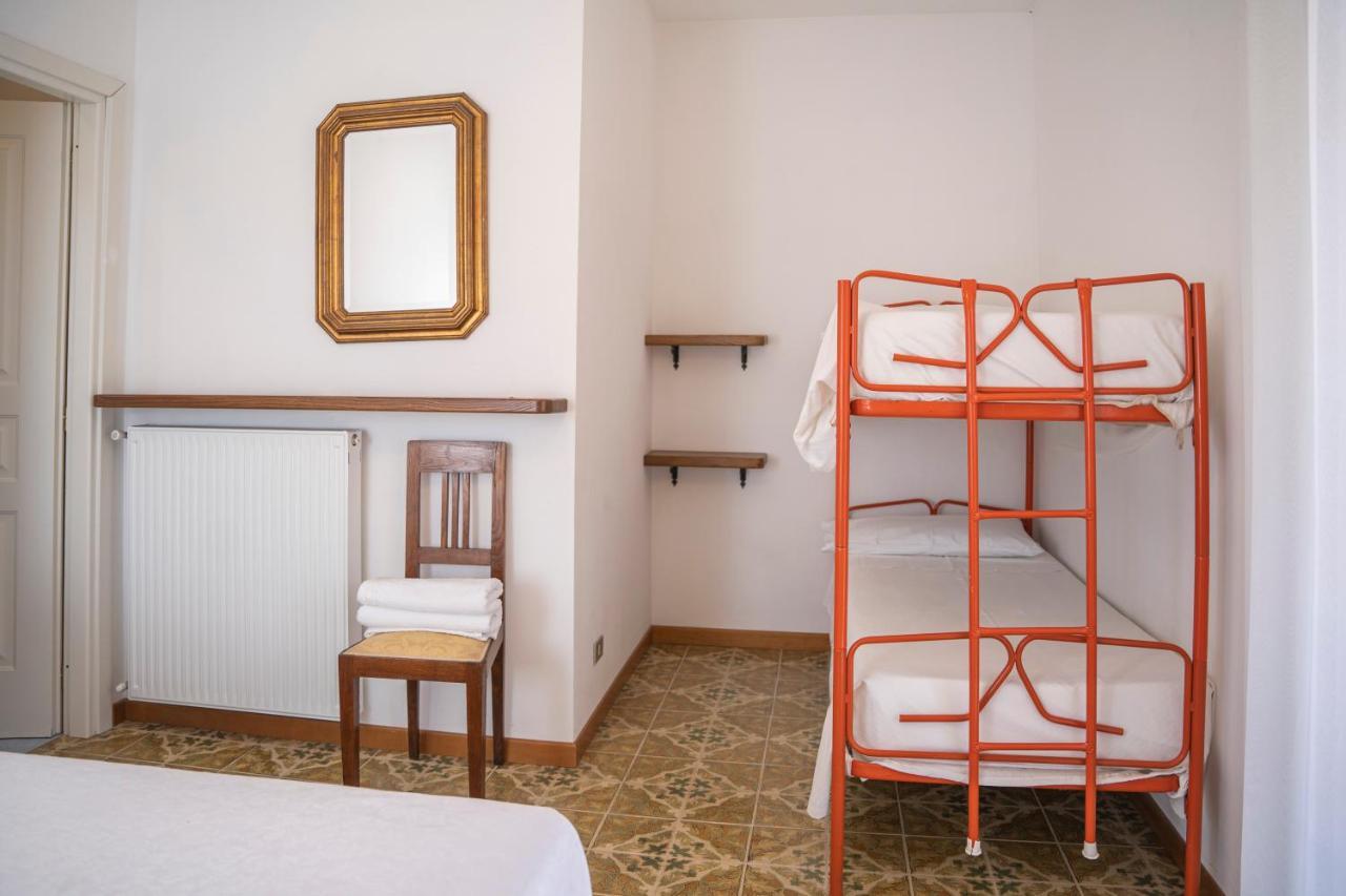 028 - Agriturismo "Il Boschetto" Con Piscina, Pace E Natura - Camera Familiare Cavizzano Dış mekan fotoğraf